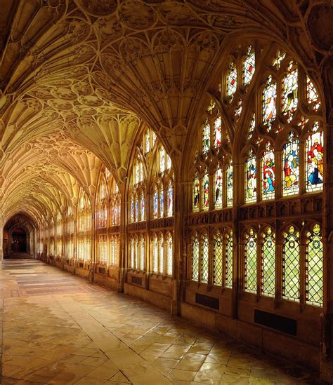 Wikipédiaimage Du Jouravril 2014 — Wikipédia Gloucester Cathedral