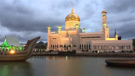 Tapi di brunei darussalam menggunakan konsep melayu islam beraja ( mib ) dalam kurikulum sekolahnya. Kurikulum Di Brunei Darussalam / Permudah Wisman Malaysia-Brunei Darussalam Datang, RI Buka ...