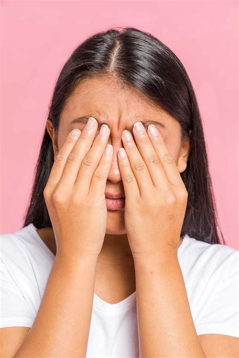 5 Reasons Why You Should Stop Rubbing Your Eyes Clearvision Eye