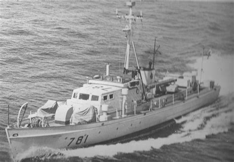 Hmcs Cormorant Bird Class Seaward Defence Patrol Craft P Flickr