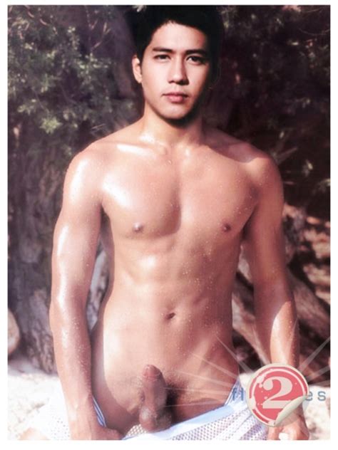 Alleged famous pinoy model jakol video scandal. 