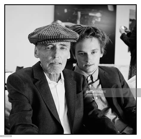 news photo actor dennis hopper and his son henry lee hopper henry lee vanity fair magazine