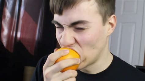 How To Eat An Orange Youtube
