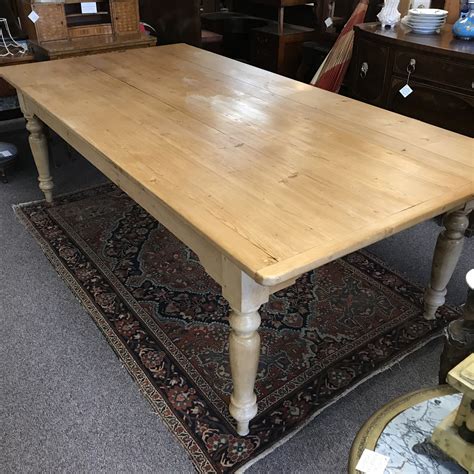 English Pine Farm Table With Turned Legs Dining Room Dining Table