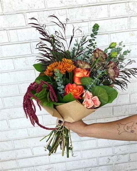 Grab And Go Bouquets Lizzie Bees Flower Shoppe