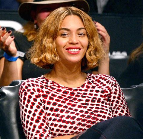 Bow Down To 10 Of Beyoncé’s Best Hairstyles This Year Beyonce Hair Beyonce Short Hair