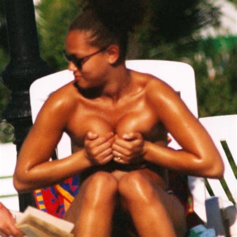 Angela Griffin Topless Holiday In Spain Throwback Gallery Celebrity Nude