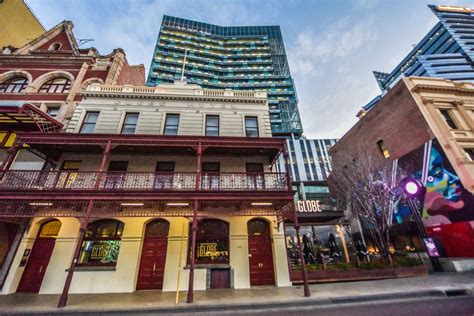 About perth perched on the banks of the wide swan river, between the indian ocean and the sands of the nullarbor desert, perth is one of the world's most isolated cities, yet still boasts an active beach scene and smokin' nightlife. Globe Hotel - Heritage Perth