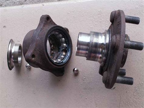 10 Bad Wheel Bearing Symptoms Causes And How To Fix It
