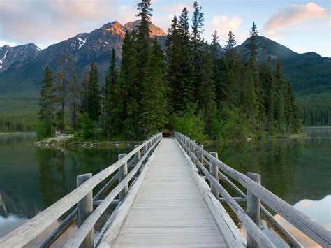 Pyramid Lake Jasper Bing Wallpaper Download