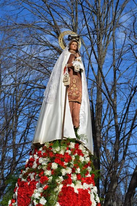 La imagen de la virgen que se venera en el santuario, ha recibido muchas condecoraciones por parte del gobierno e instituciones públicas y privadas, entre ellos: El martes 16 de julio, Día de Nuestra Patrona Virgen del ...