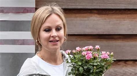 Corries Tina Obrien Puts On Positive Display After Taking Aim At Ex