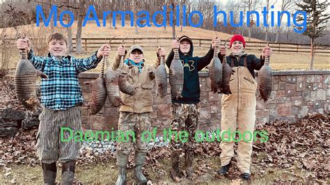 Mo Armadillo Hunting With A 22lr Youtube