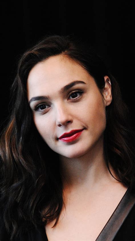 Gal Gadot Actress Beauty Celebrity Hollywood Model People Pretty