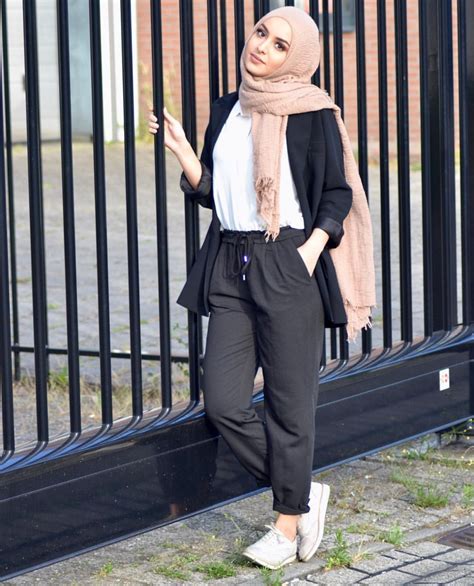 Pinterest Adarkurdish Hijab Fashion Hijab Fashion Inspiration Hijabi Outfits Casual