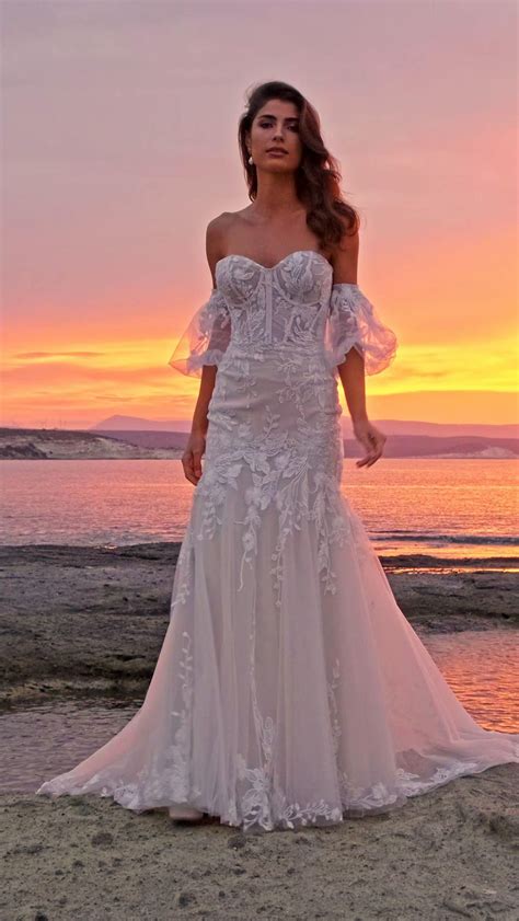 Ava Louise Bridal: Southampton's ULTIMATE Wedding Dress Destination!