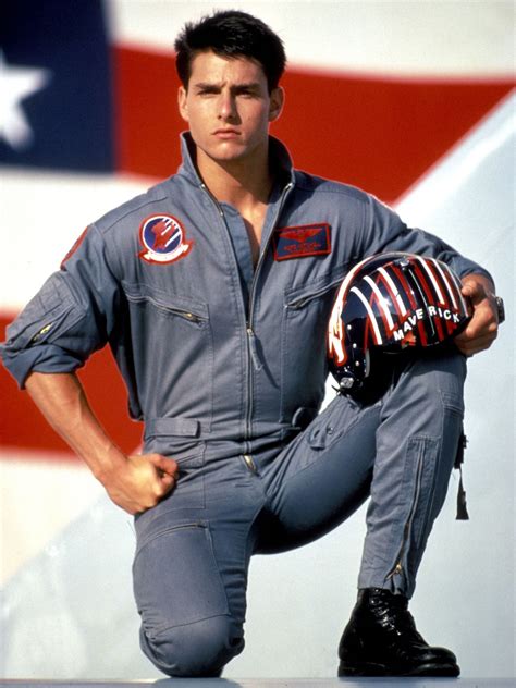 Although tom cruise pilots multiple aircraft in top gun: Tom Cruise Top Gun / Top Gun Maverick Release Date Moved ...