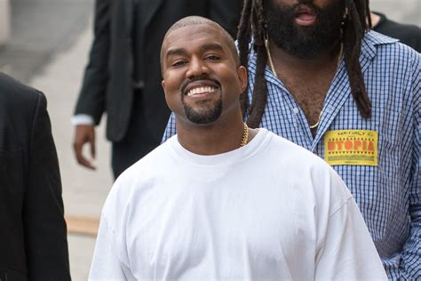 Positionieren Verkäufer Infrarot Abella Danger Kanye West Shirt Picken Genesen Portugiesisch