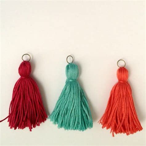 Make Your Own Tassels With A Jump Ring To Add To Jewelry Or Key Chains Diy Tassel Handmade