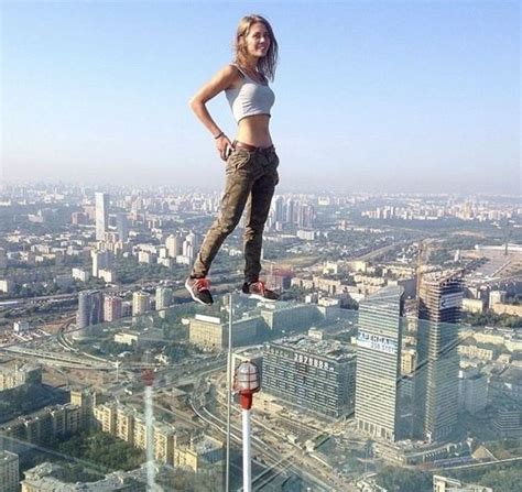 amazing mind blowing selfies of city climbers with images scary places photography photo