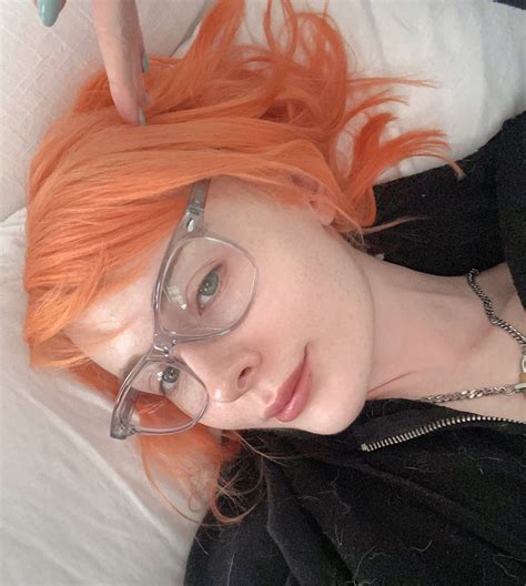 based meowri on Twitter: "we like no makeup photos here https://t.co