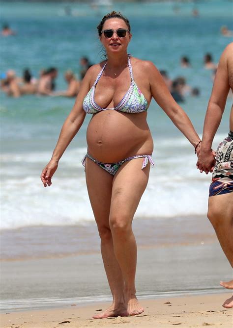 Topless Pictures Of Pregnant Camilla Franks At Australian Beach The