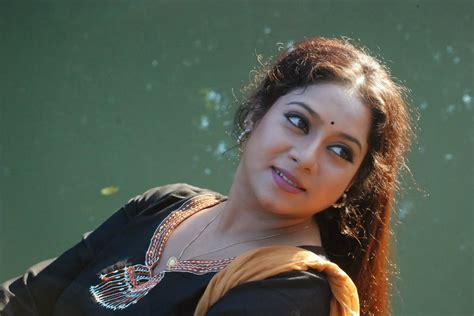 Hit Bd Bangladeshi Film Actress Shabnur Biography And Photo Collection