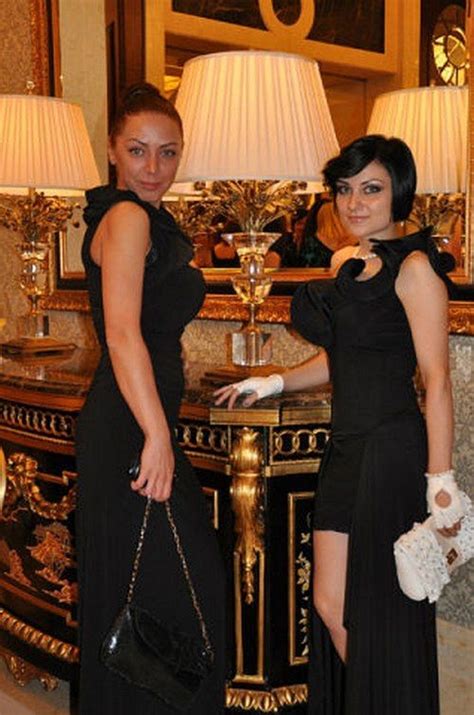 Merilyn Sakova Aka Anna Zhilenkova Vk Flapper Dress Sleeveless Formal Dress Formal Dresses