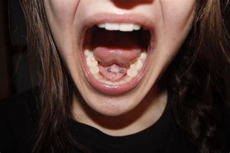 21 Tongue Web Piercing Inspirations And Information Piercings Models