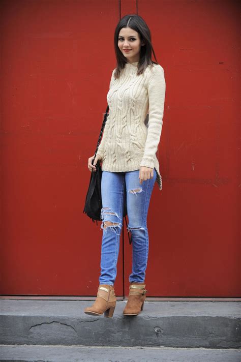 victoria justice in ripped jeans out in brooklyn november 2014 celebmafia