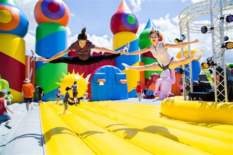 Big Bounce America The Worlds Biggest Inflatable Theme Park Blooloop