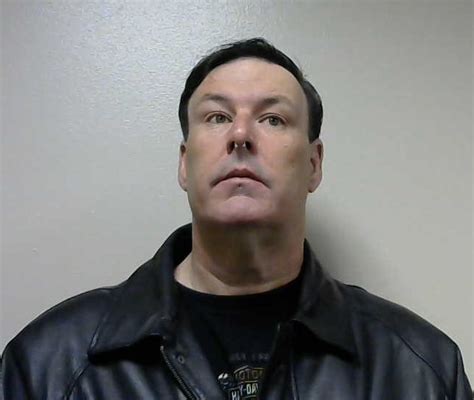 Travis Lee Graham Sex Offender In Sioux Falls Sd 57104 Sd1098
