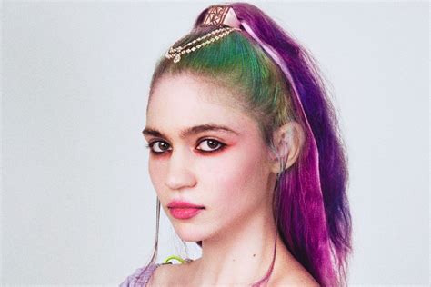 Grimes breaks down meaning of baby's unusual name | billboard news. Beluister de nieuwe single van Grimes (nieuws) | OOR