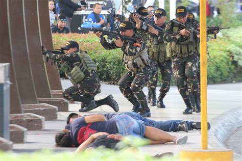IN PHOTOS: Davao City responds to 'terror attack' in pilot drill