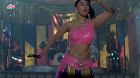 Madhuri Dixit Birthday Special Take A Look At Dhak Dhak Girl S Filmi Journey
