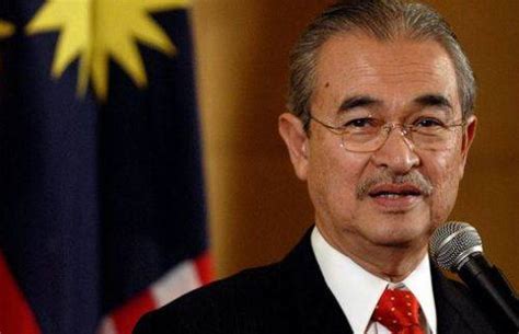Aynı zamanda birleşik malezya ulusal örgütü'nün (umno) da başkanıydı. Tokoh Sejarah Malaysia: Perdana Menteri