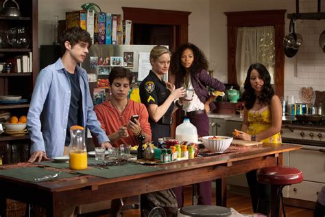 The Fosters Best High School Tv Shows On Hulu 2021 Popsugar Entertainment Uk Photo 3