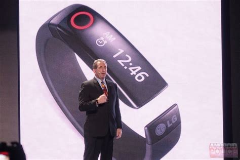 Ces 2014 Lg Introduces The Lifeband Touch A Fitness Tracker With A