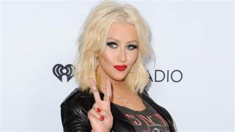 Who Is Christina Aguilera Net Worth Lifestyle Age Height Weight