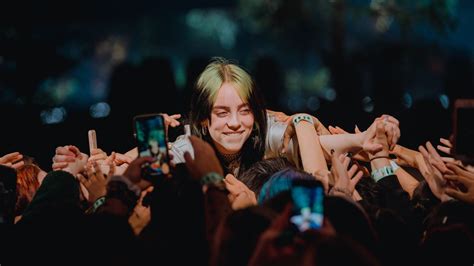 Billie Eilish Dazzles Crowd With Intimate Acoustic Set At Apple Hq