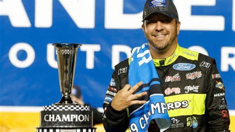 Has been voted nascar's most popular. Matt Crafton wins Gander Outdoors Truck title, Austin Hill ...