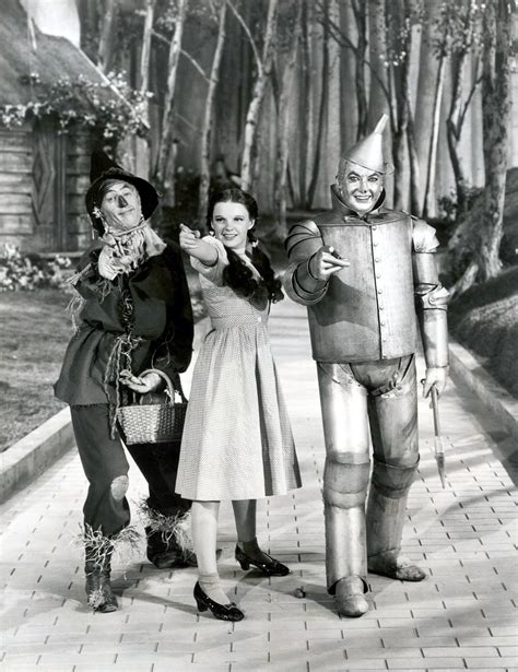 Wizard Of Oz Stills Classic Movies Photo 19565882 Fanpop