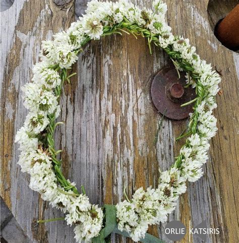 Naturally how to make a diy crown super easy homemade tutorial fairy craft corner hello friends, thanks for. DIY 5 Steps to Make a Summer Clover Fairy or Wedding Flower Crown Wreath | Flower crown wedding ...