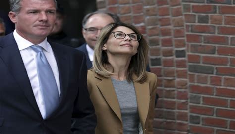 new york dad who pleaded guilty in college admissions scandal calls lori loughlin ‘tone deaf