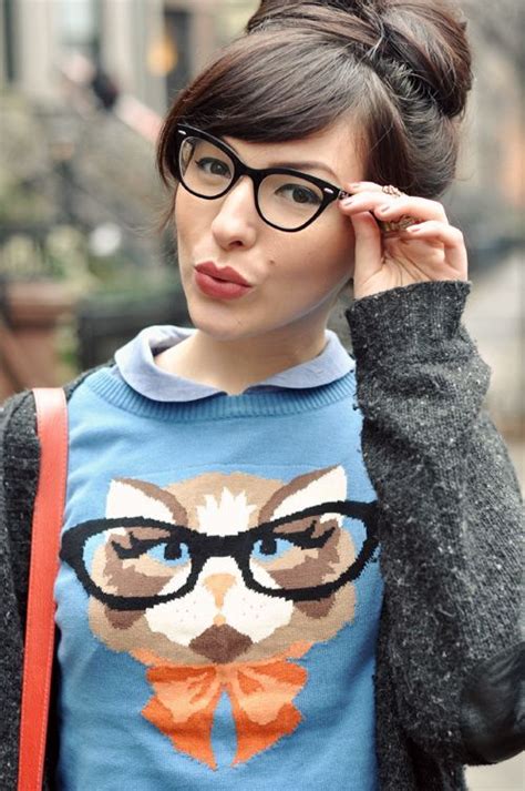 Back To School Girl 30 Geek Chic Nerdy Look With Glasses Chicas Con