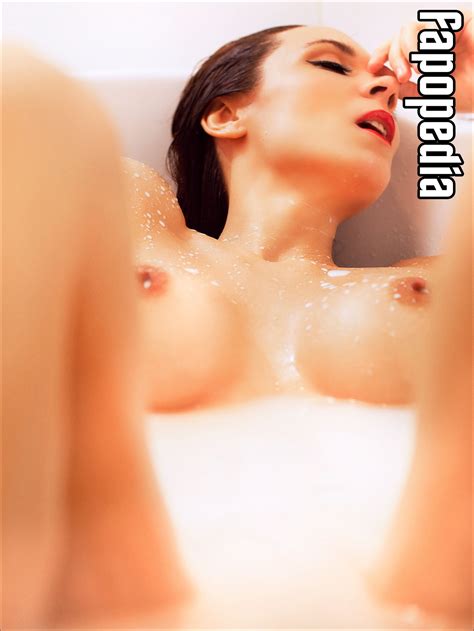 Axinia Droplet Nude Leaks Album Porn