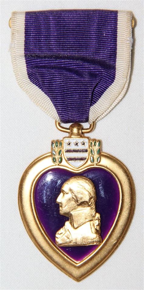 H055 Wwii Named And Numbered Purple Heart Medal B And B Militaria