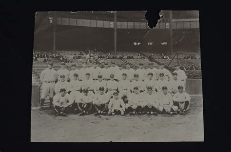 Lot Detail 1927 New York Yankees Photograph Owned By Lyn Lary
