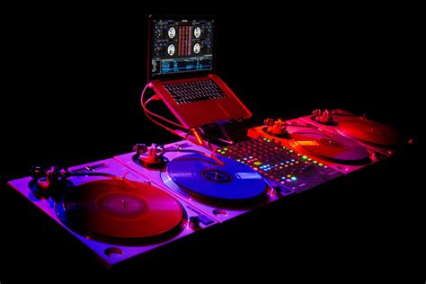 Turntables And Mixer Wallpaper