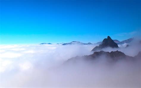 2880x1800 Sea Of Clouds Mountains Peak 5k Macbook Pro Retina Hd 4k